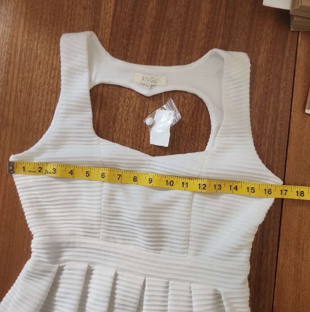 ANGL White Ribbed Peplum Tank M - Picture 9 of 13